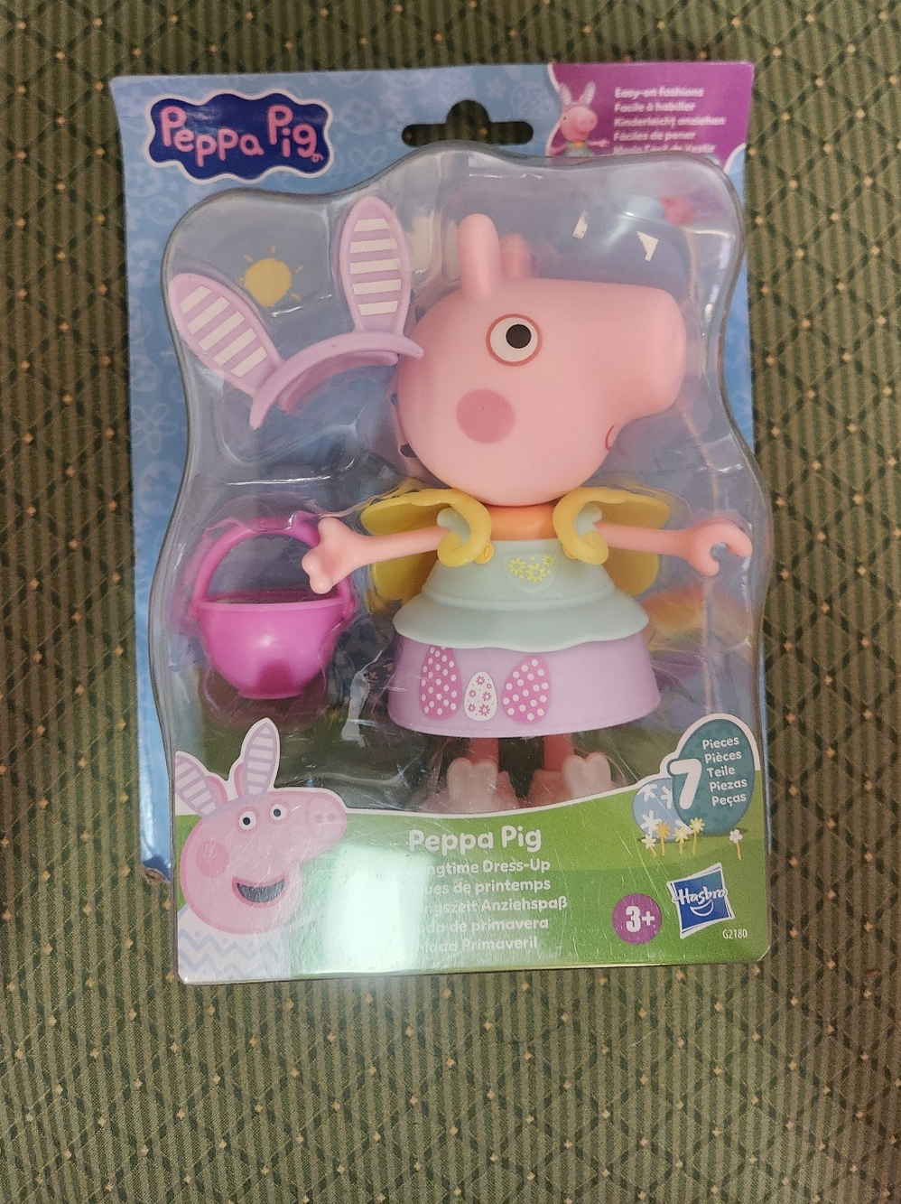 Brand New Peppa Pig Springtime Dress-Up Figure with Pink and Purple Outfit